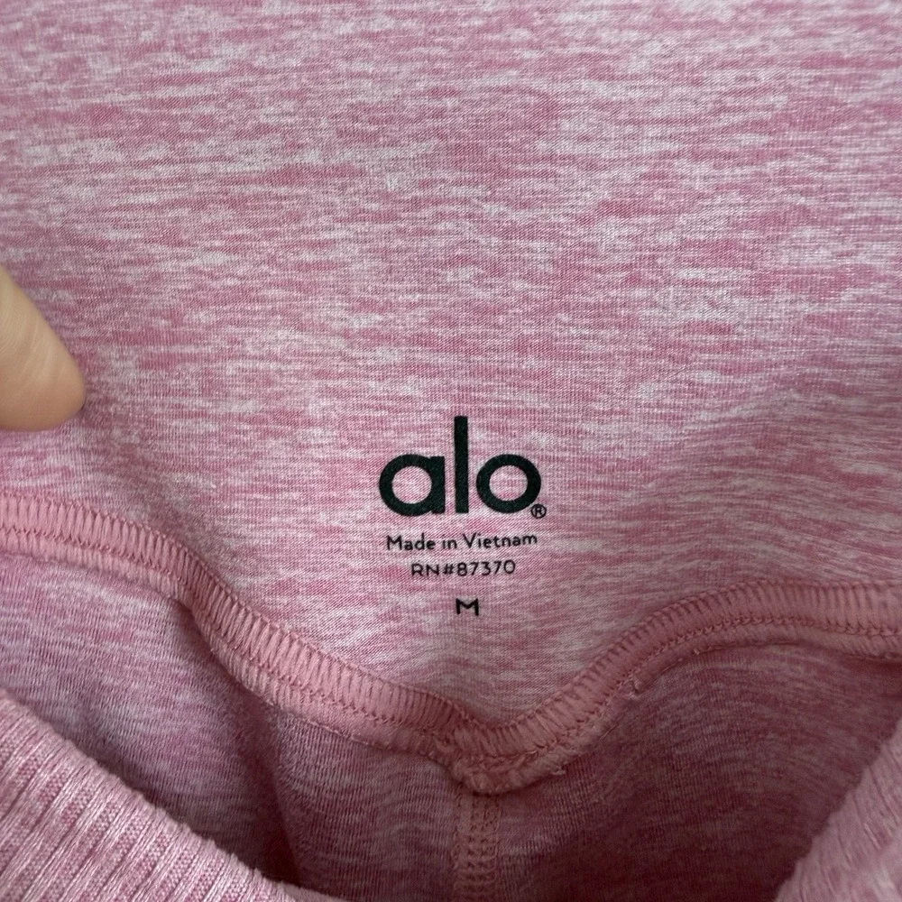ALO Yoga matching alo